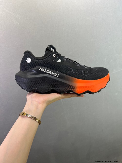 살로몬 울트라 글라이드 4 Salomon ULTRA GLIDE 4 491412-31