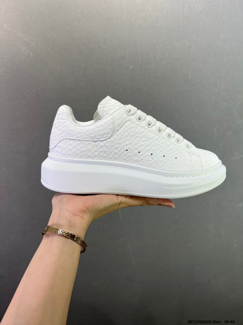 알렉산더 맥퀸 Alexander McQueen 스니커즈 553680-004 남/여