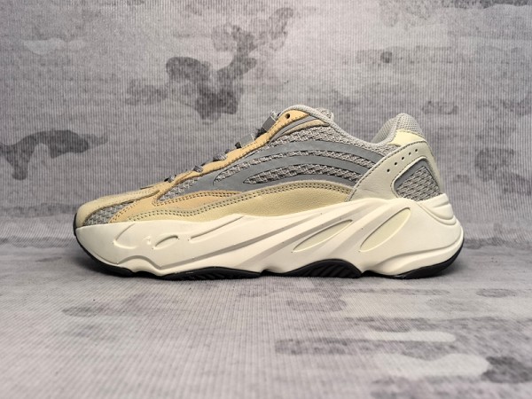 아디다스 이지 부스트 700 V2 Adidas Yeezy Boost 700 V2 GY7942 남/여