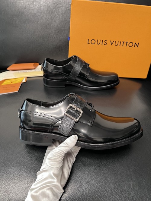 루이비통 로퍼   Louis Vuitton Loafers  LV26728-04