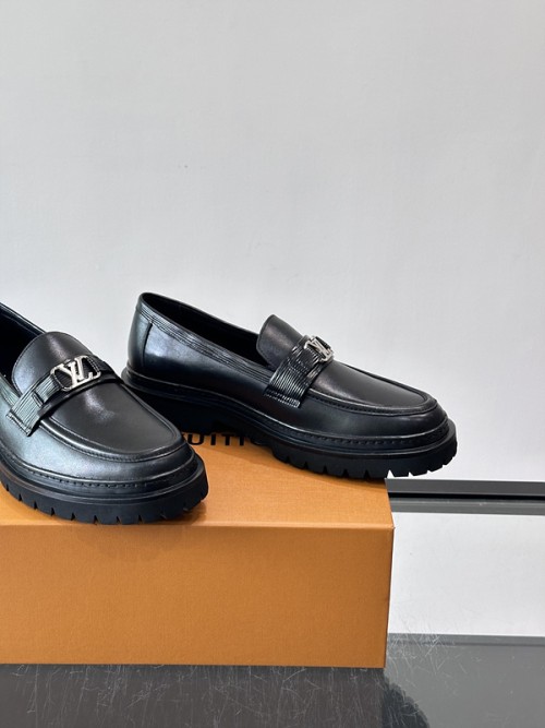 루이비통 로퍼   Louis Vuitton Loafers  LV26728-05