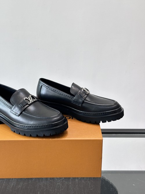 루이비통 로퍼   Louis Vuitton Loafers  LV26728-07