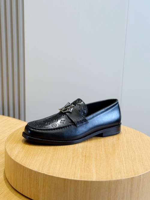 루이비통 로퍼   Louis Vuitton Loafers LV2673121