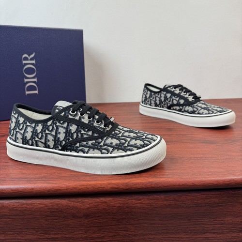 디올 솔트윈드 오블리크  스니커즈  Dior Saltwind Oblique  Sneakers D260803465