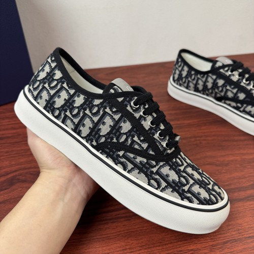 디올 솔트윈드 오블리크  스니커즈  Dior Saltwind Oblique  Sneakers D260803465