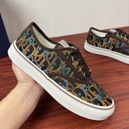 디올 솔트윈드 오블리크  스니커즈  Dior Saltwind Oblique  Sneakers D260803466