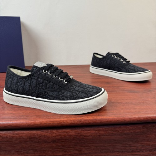 디올 솔트윈드 오블리크  스니커즈  Dior Saltwind Oblique  Sneakers D260803469