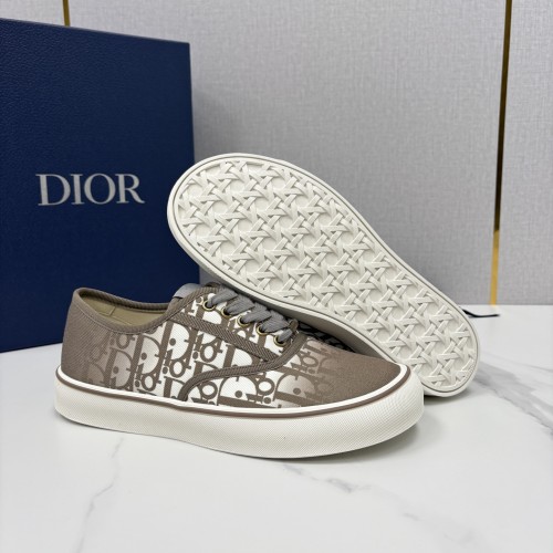 디올 솔트윈드 오블리크  스니커즈  Dior Saltwind Oblique  Sneakers D26080401