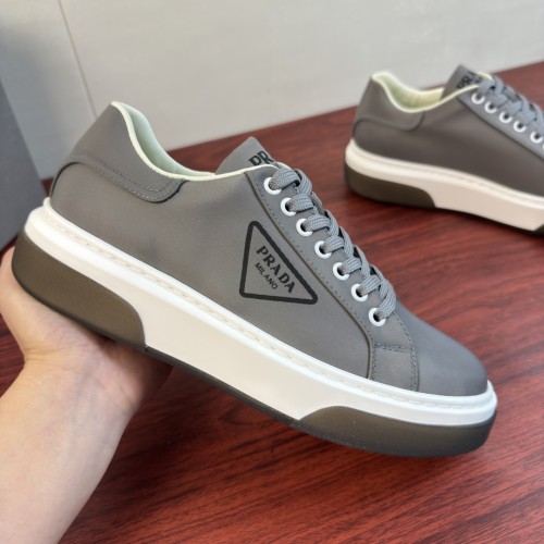 프라다 스니커즈  Prada Sneakers  P26080914