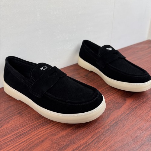 프라다 스웨이드 로퍼  Prada Suede Loafers  P26080919