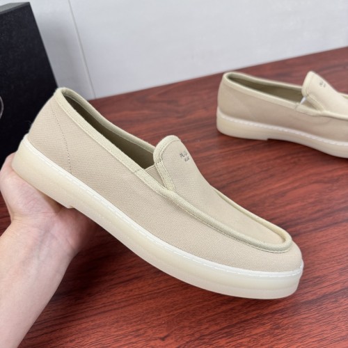 프라다 스웨이드 로퍼  Prada Suede Loafers  P26080923