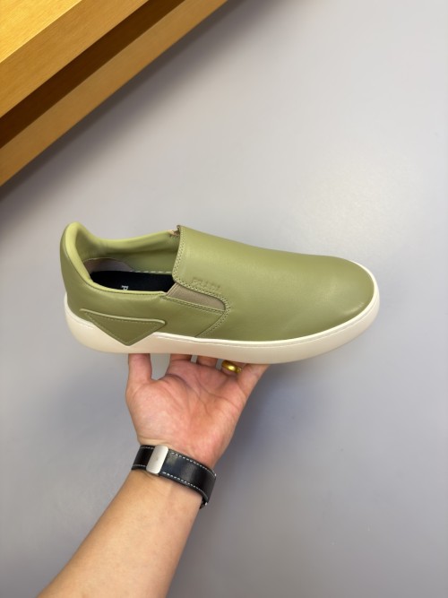 프라다 슬립온 스니커즈  Prada Slip-On Sneaker  P26080936