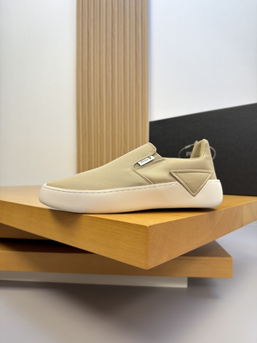 프라다 슬립온 스니커즈  Prada Slip-On Sneaker  P26080944