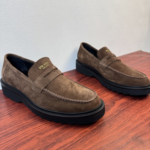 프라다 스웨이드 로퍼  Prada Suede Loafers  P26080956