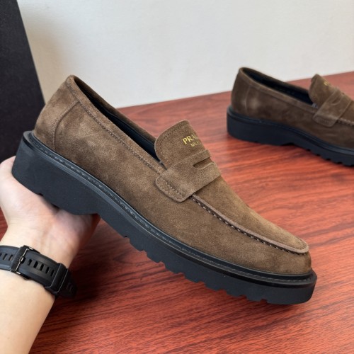 프라다 스웨이드 로퍼  Prada Suede Loafers  P26080956