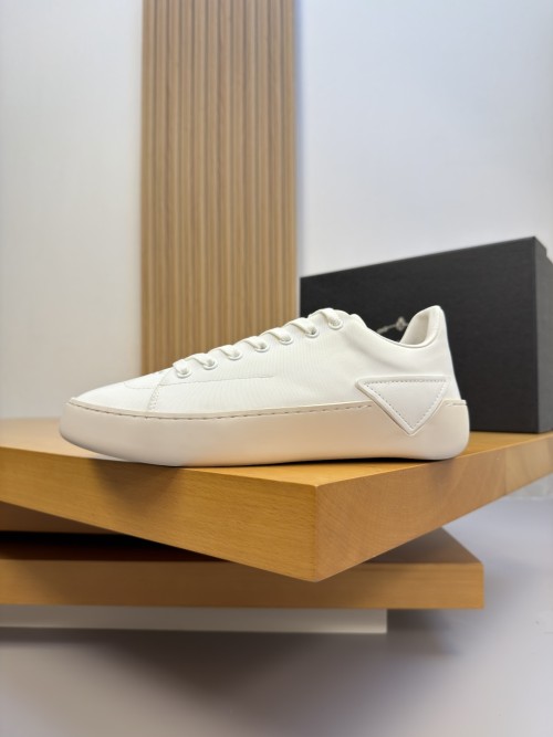프라다 스니커즈  Prada Sneakers  P26080964