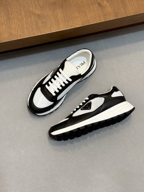 프라다 스니커즈  Prada Sneakers  P26081003
