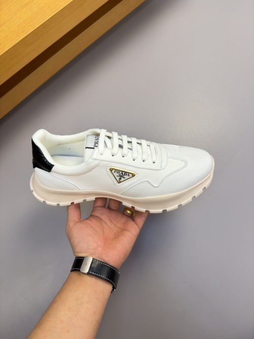 프라다 스니커즈  Prada Sneakers  P26081008