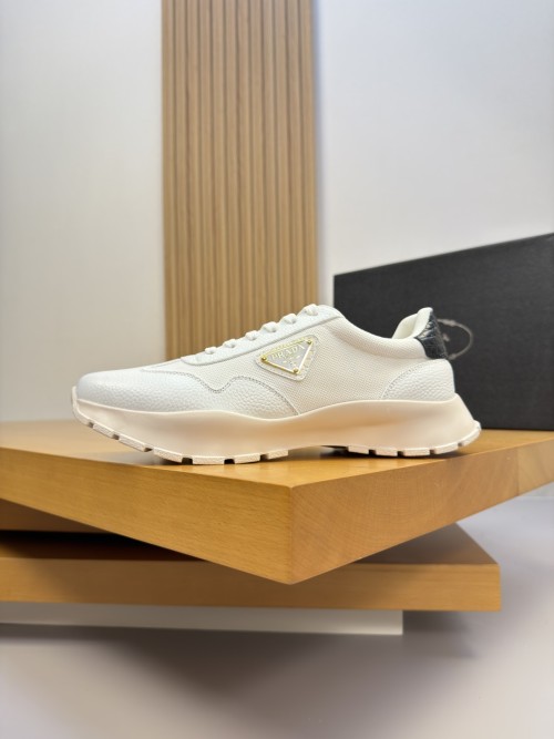 프라다 스니커즈  Prada Sneakers  P26081008