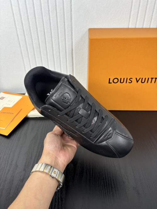 루이비통 LV 버터소프트 스니커즈  Louis Vuitton LV Buttersoft Sneakers  LV26081445