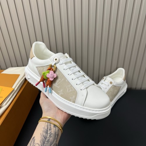 루이비통 타임아웃 스니커즈  Louis Vuitton Time Out  Sneakers LV26081450 남/여