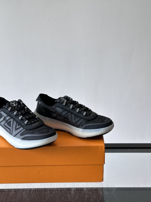 루이비통  스니커즈  Louis Vuitton  Sneakers   LV26081516