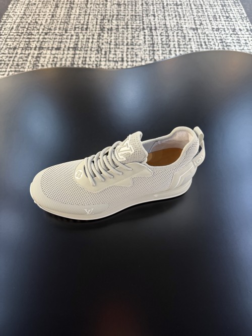 루이비통  스니커즈  Louis Vuitton  Sneakers   LV26081517