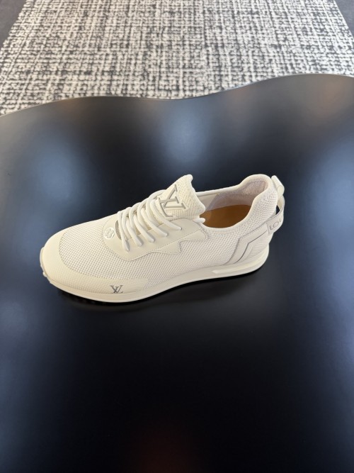 루이비통  스니커즈  Louis Vuitton  Sneakers   LV26081518