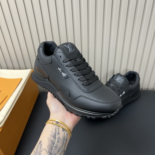루이비통  스니커즈  Louis Vuitton  Sneaker  LV26081524
