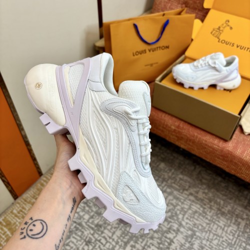 루이비통 LV 서밋 스니커즈 Louis Vuitton LV Summit Sneaker   LV26081531