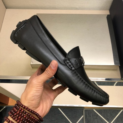 디올 로퍼  Dior Loafers  D26081824