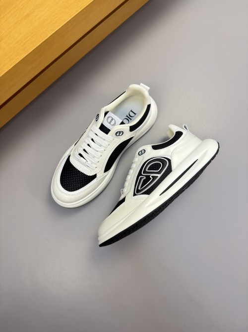 디올 스니커즈 Dior  Sneakers D26082137