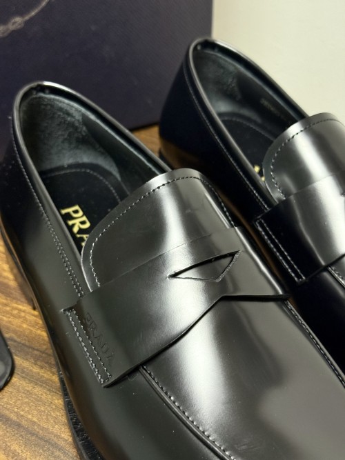 프라다 로퍼 Prada Loafers  P26101541