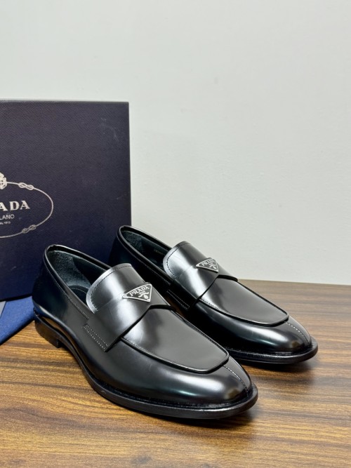 프라다 로퍼 Prada Loafers  P26101545